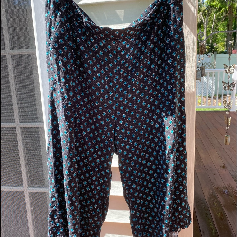 Torrid pull on capris 3X